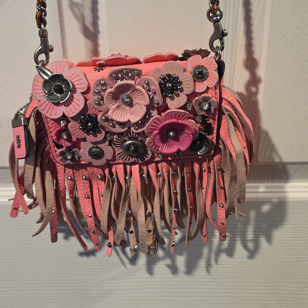 👜Coach 1941 Wild Tea Rose Fringe Dinky bag KISSLOCK INSIDE!
